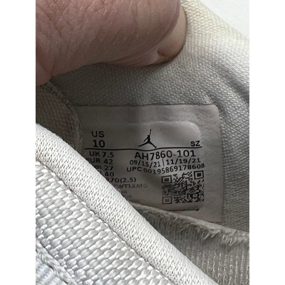 Jordan 11 Retro Low Pure Violet Womans 10 AH7860-101 - Picture 8 of 8